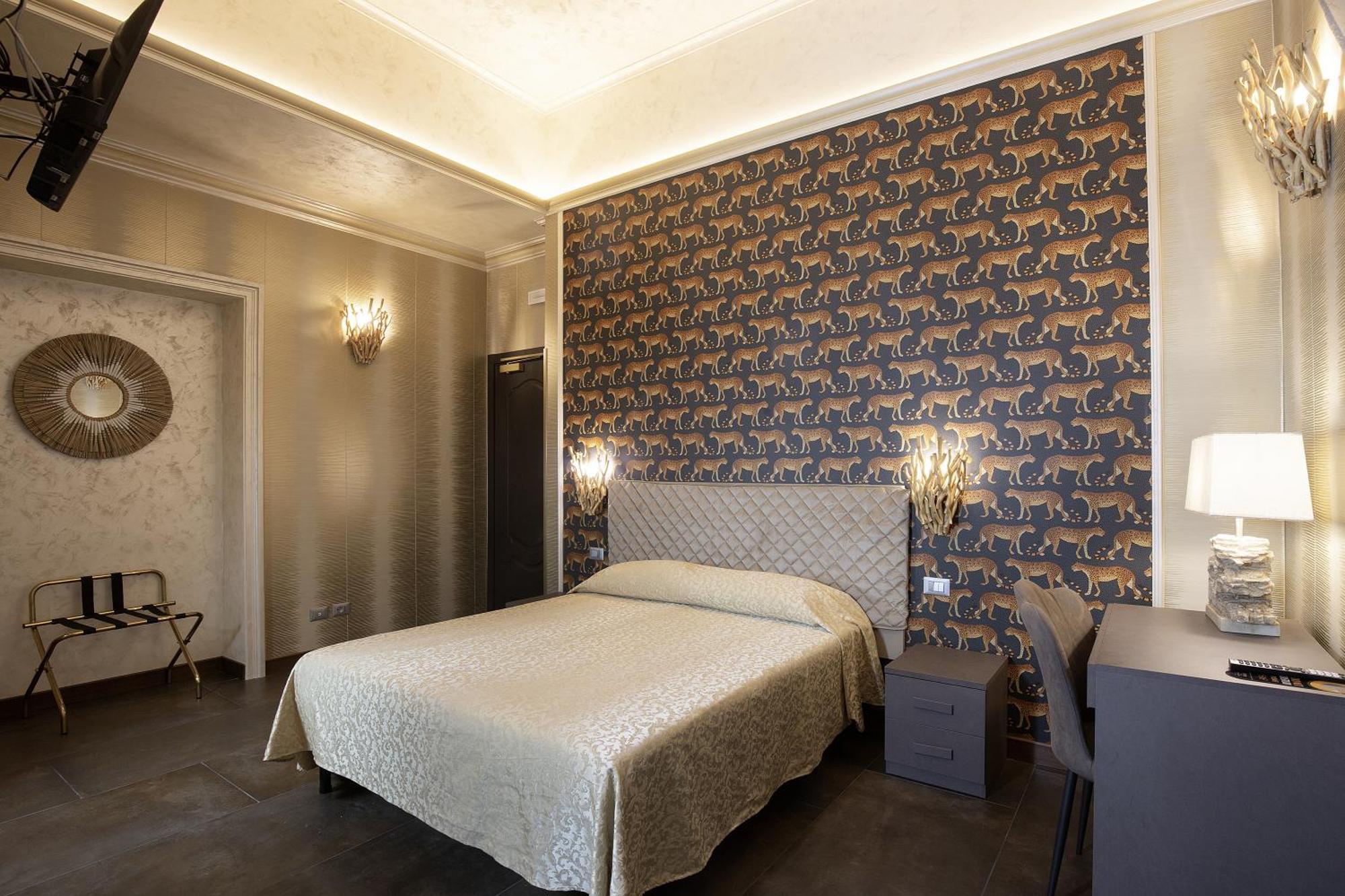 Hotel Antica Dimora Delle Cinque Lune 3*