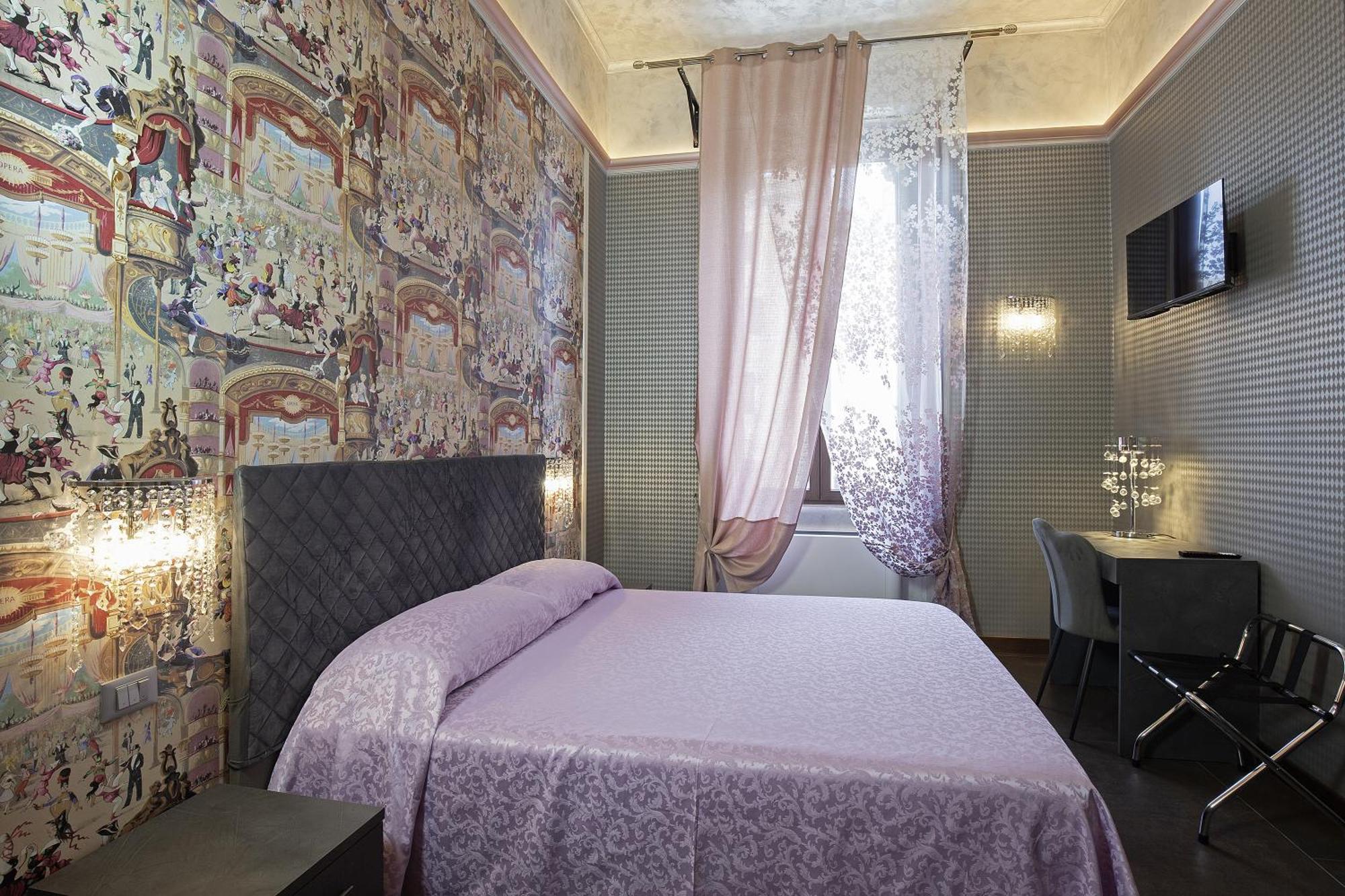 Antica Dimora Delle Cinque Lune Hotel 3*